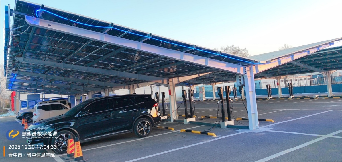 2008803313761652736.jpg 2008803313761652736.jpg